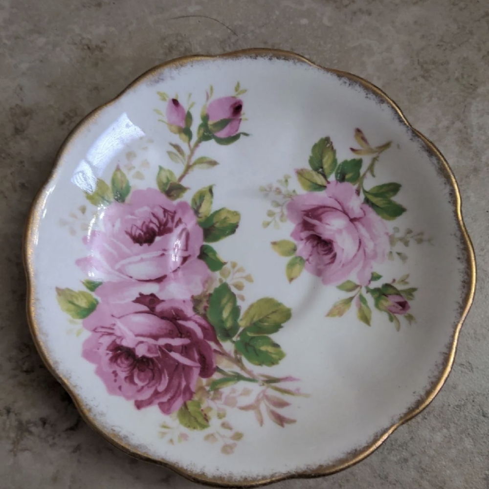 ROYAL ALBERT CROWN CHINA SAUCER